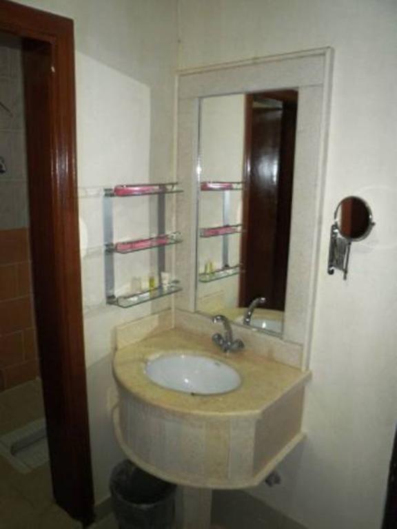 Al Farhan Hotel Suites - Al Salam Riad Exterior foto